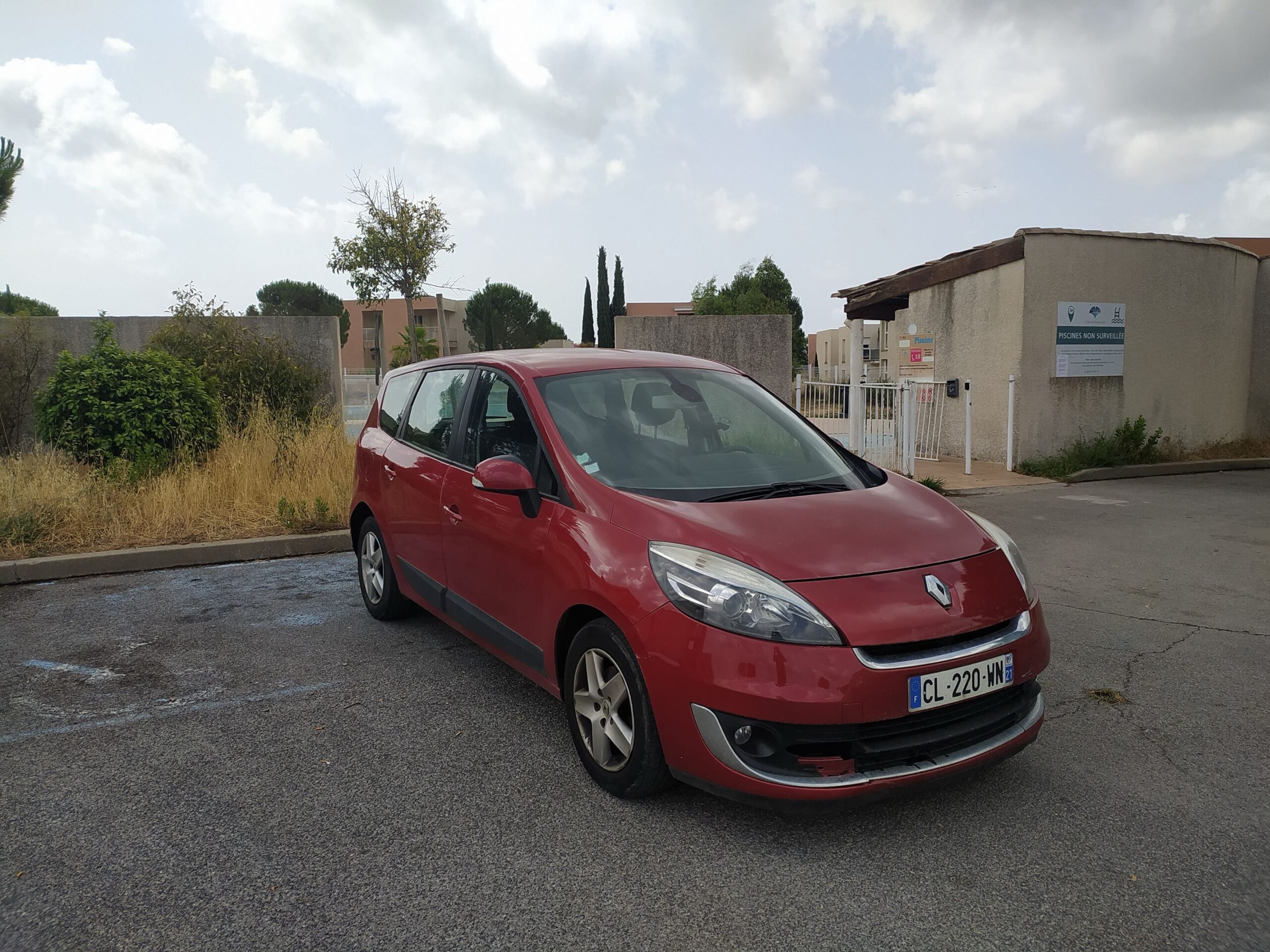 Renault Scenic AMAZIO à louer à Montpellier
