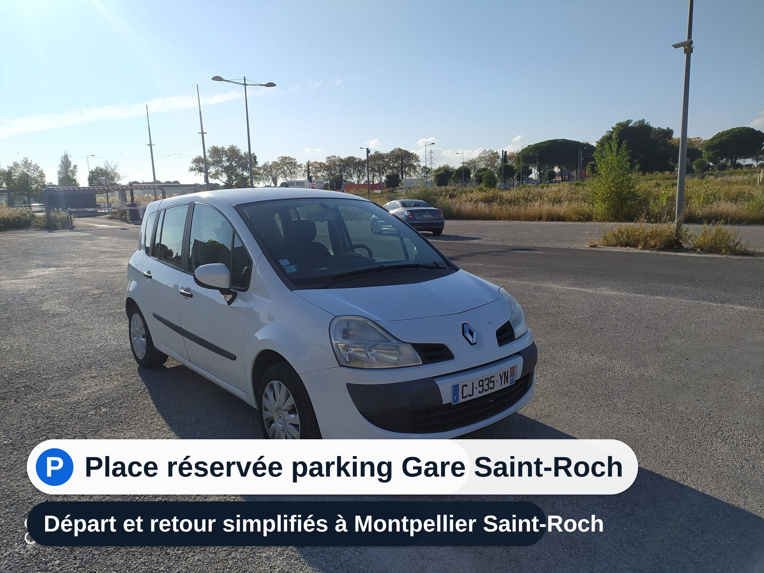 Renault Modus Amazio — place réservée parking Gare Saint-Roch